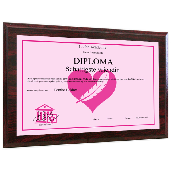 Roze diploma personaliseren
