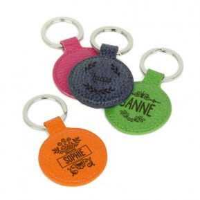 Leren sleutelhanger gegraveerd met naam Leren sleutelhanger gegraveerd met naam
