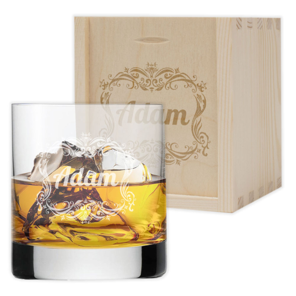 Whiskyglas met naam in barok kader